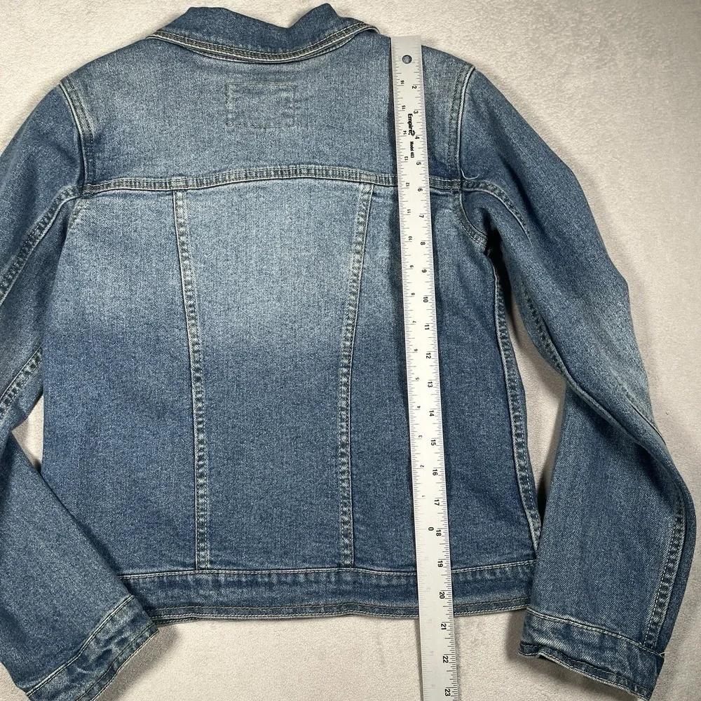 NWT-Levi's Girls' Med Wash Cotton Denim Button-Front Trucker Jacket XL 13-15 Yrs